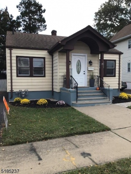 19 W 1st St, Clifton, NJ 07011 - photo 1