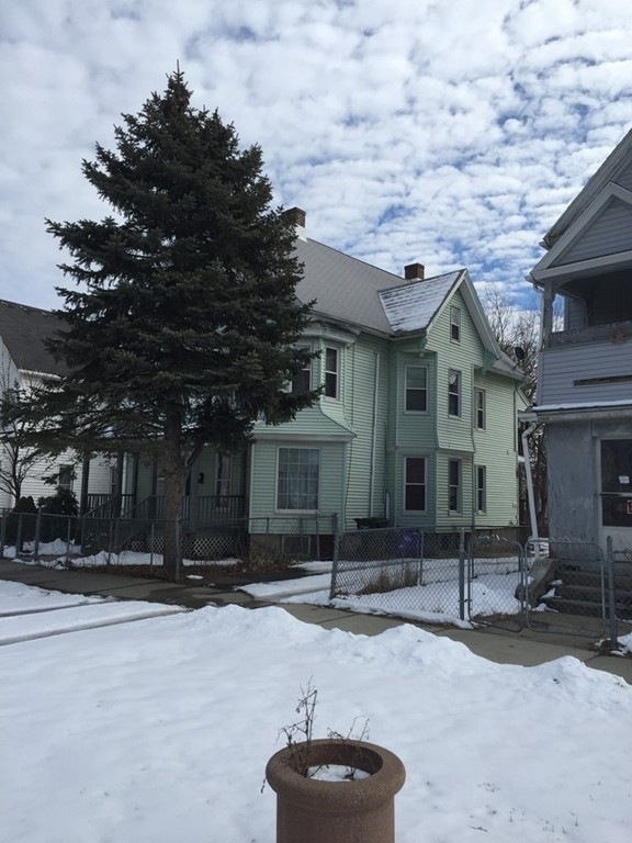 43 Jefferson Ave, Springfield, MA 01107 - photo 1