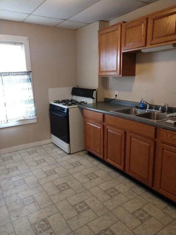 72 Broad St unit 2 NO, Fall River, MA 02724 - photo 1