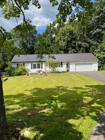 4 Dwight Cir, Amherst, MA 01002 - photo 1