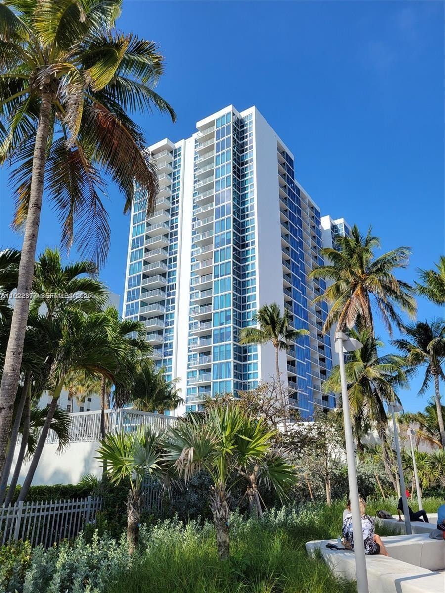 Mirasol Ocean Towers unit 603, Miami Beach, FL 33140 - photo 1