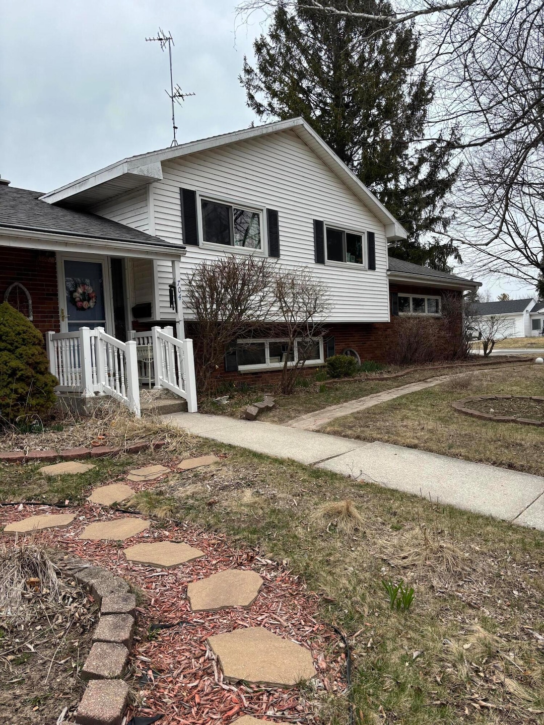 For Sale $465,000