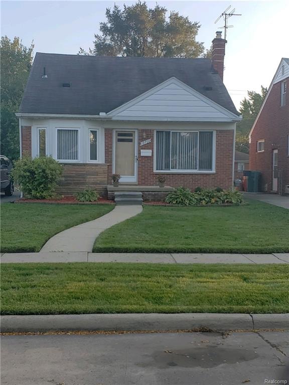 2018 summer front house.jpg