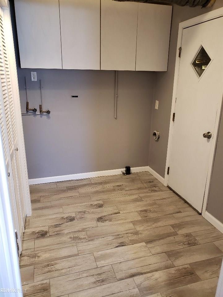 25857 Rose St, Roseville, MI 48066 - photo 1