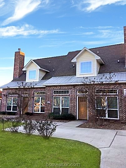 1008 Foster Ave unit B, College Station, TX 77840 - photo 1