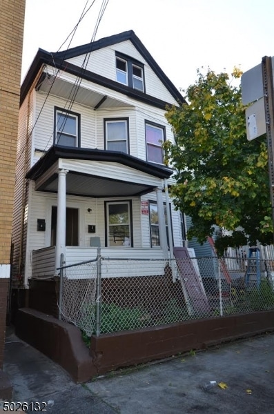 322 Hamilton Ave, Paterson, NJ 07501 - photo 1