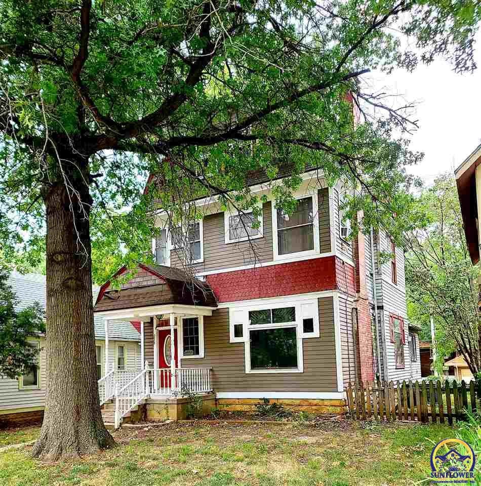 228 SW Harrison St, Topeka, KS 66603 - photo 1