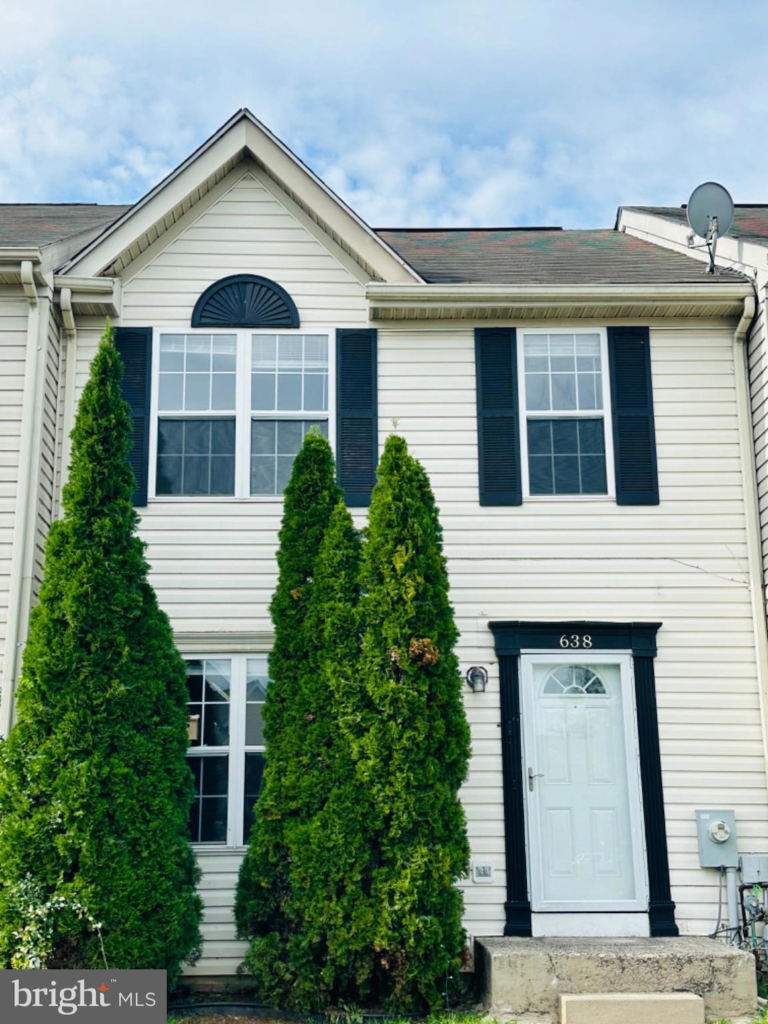 Under Contract $255,000