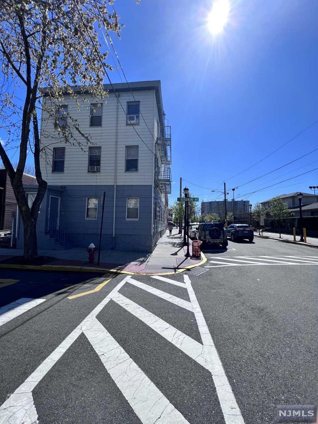 200 Bergenline Ave, Union City, NJ 07087 - photo 1