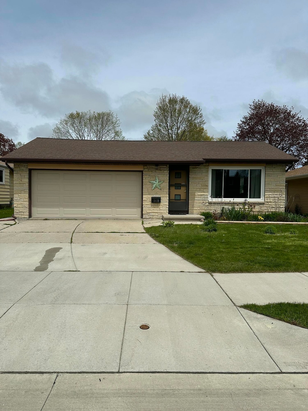 For Sale $194,900