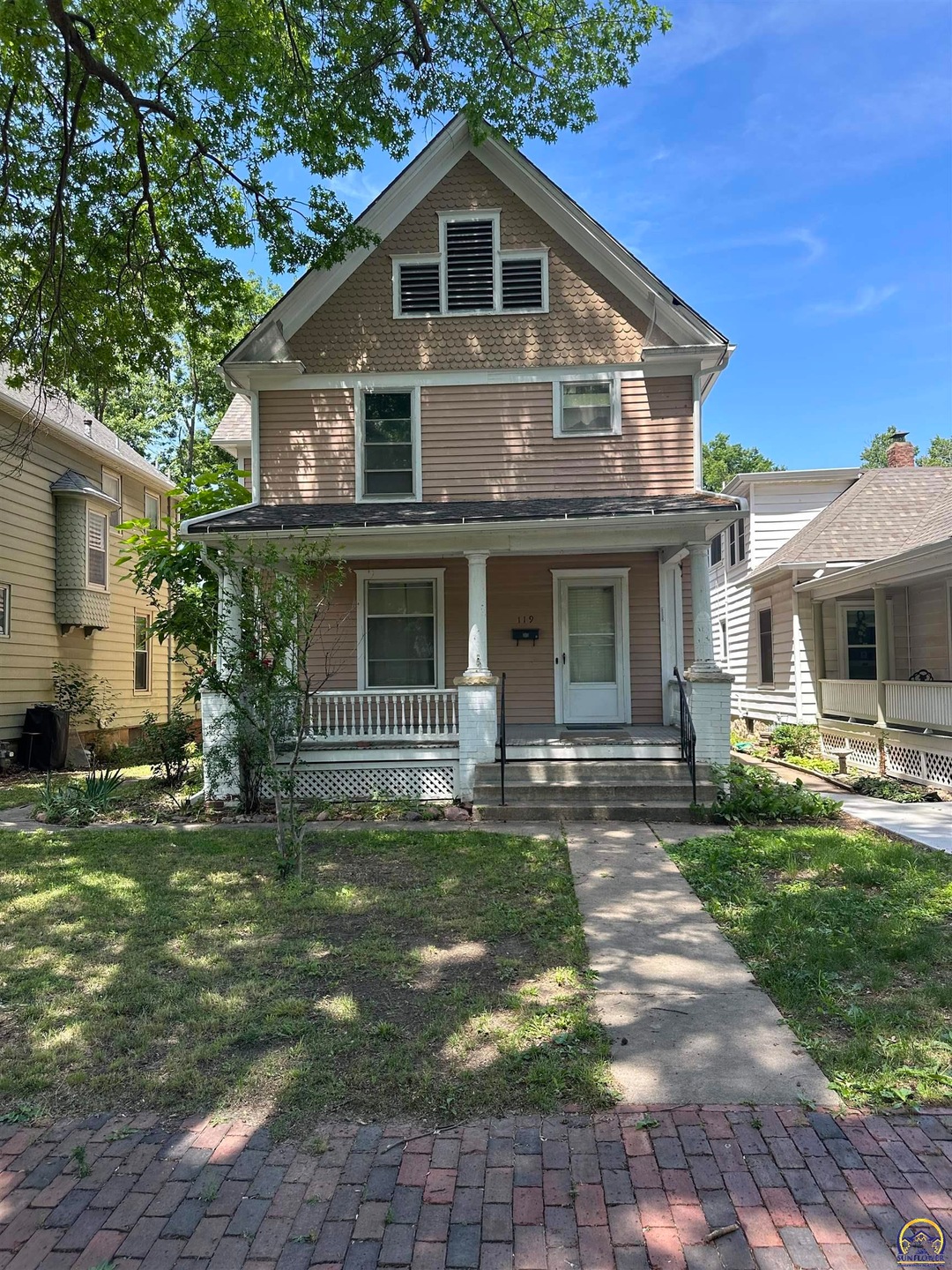 119 SW Fillmore St, Topeka, KS 66606 - photo 1