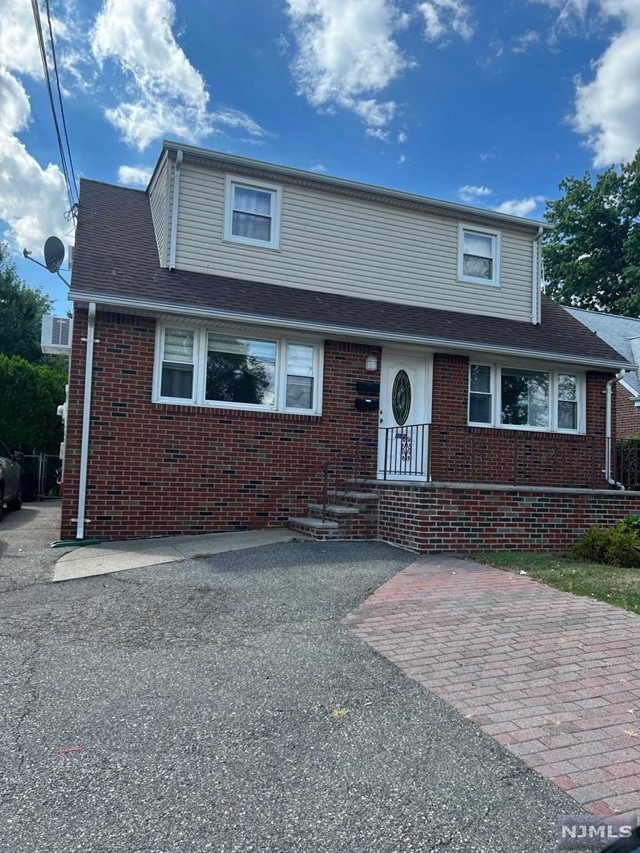 662 Broad St, Clifton, NJ 07013 - photo 1