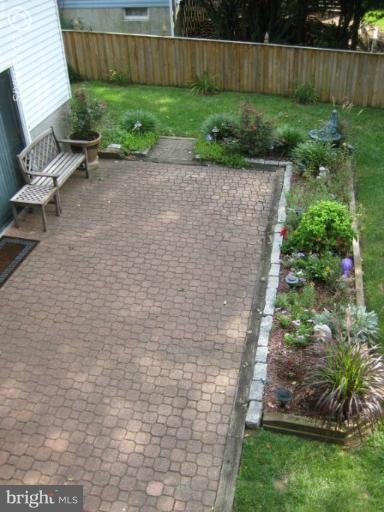 14 Tyburn Ct, Lutherville Timonium, MD 21093 - photo 1