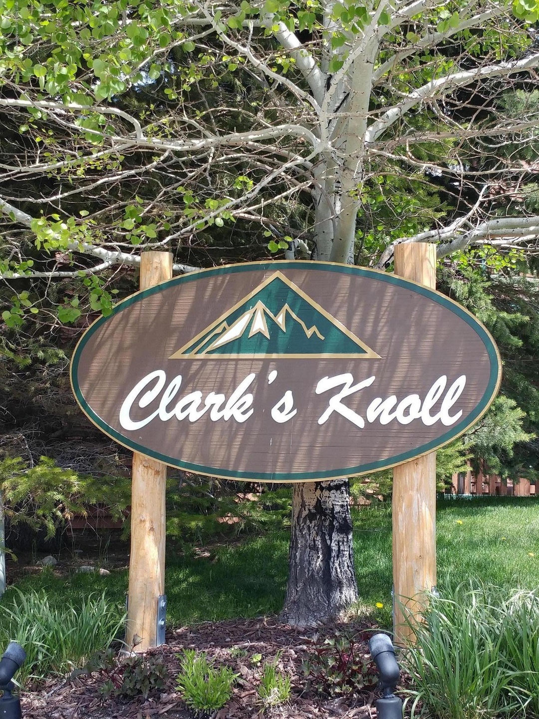 Clarks Knoll