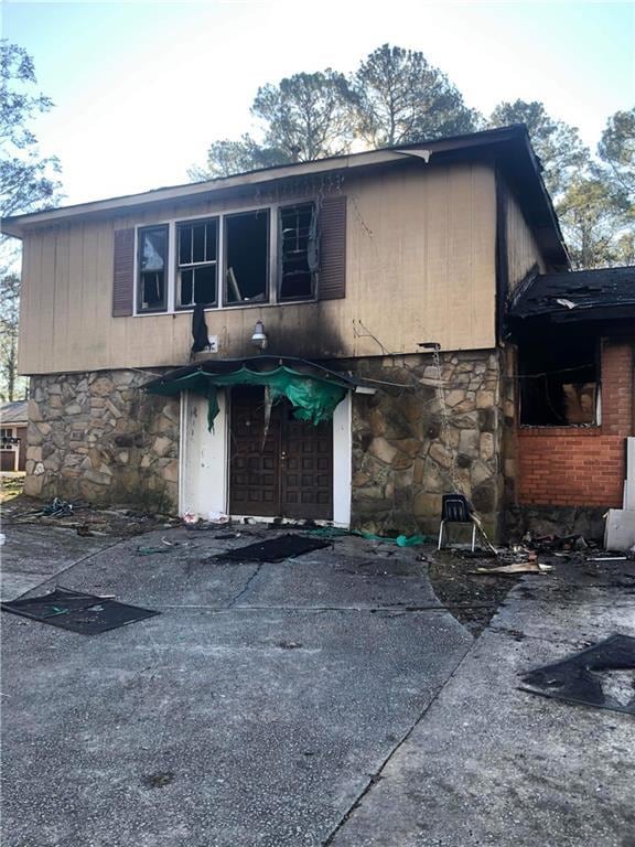 1305 Watts Rd, Forest Park, GA 30297 - photo 1