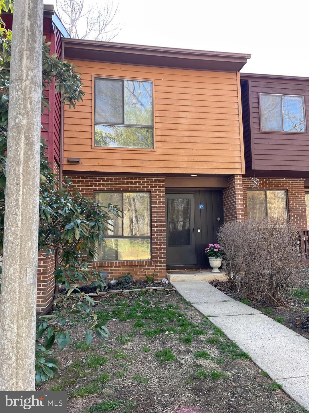 11507 Buttonwood Ct, Reston, VA 20191 - photo 1