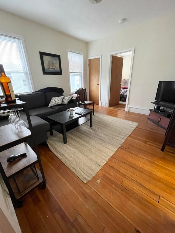 377A Cardinal Medeiros Ave unit 6, Cambridge, MA 02141 - photo 1