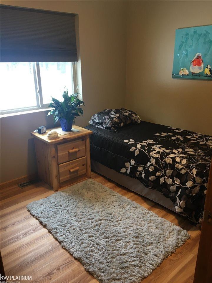 224 E Frosty Dr, West Branch, MI 48661 - photo 1