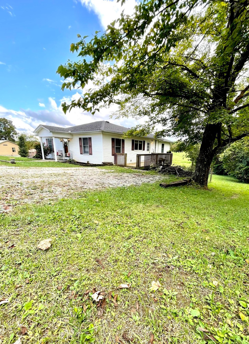 D2EFF621-CBD3-473D-A102-6EC482A298B5