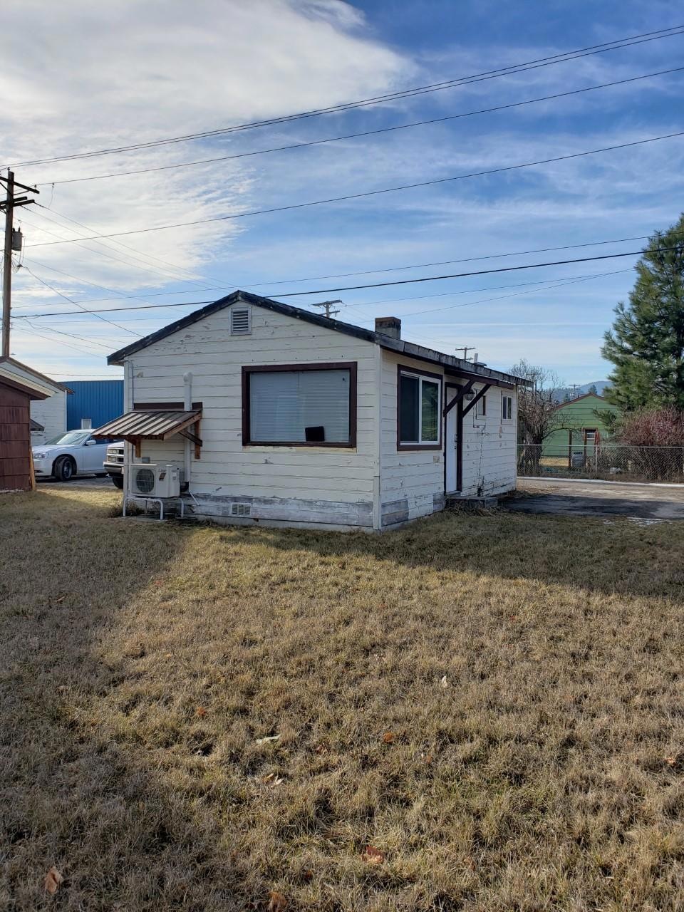 211 W 2nd St, Libby, MT 59923 - photo 1