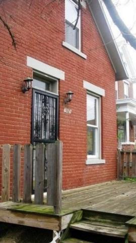 Front with deck