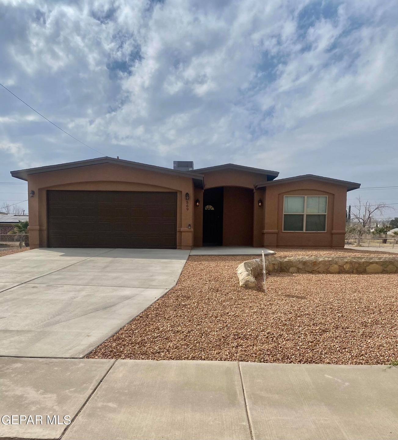 569 Gallagher St, El Paso, TX 79915 - photo 1