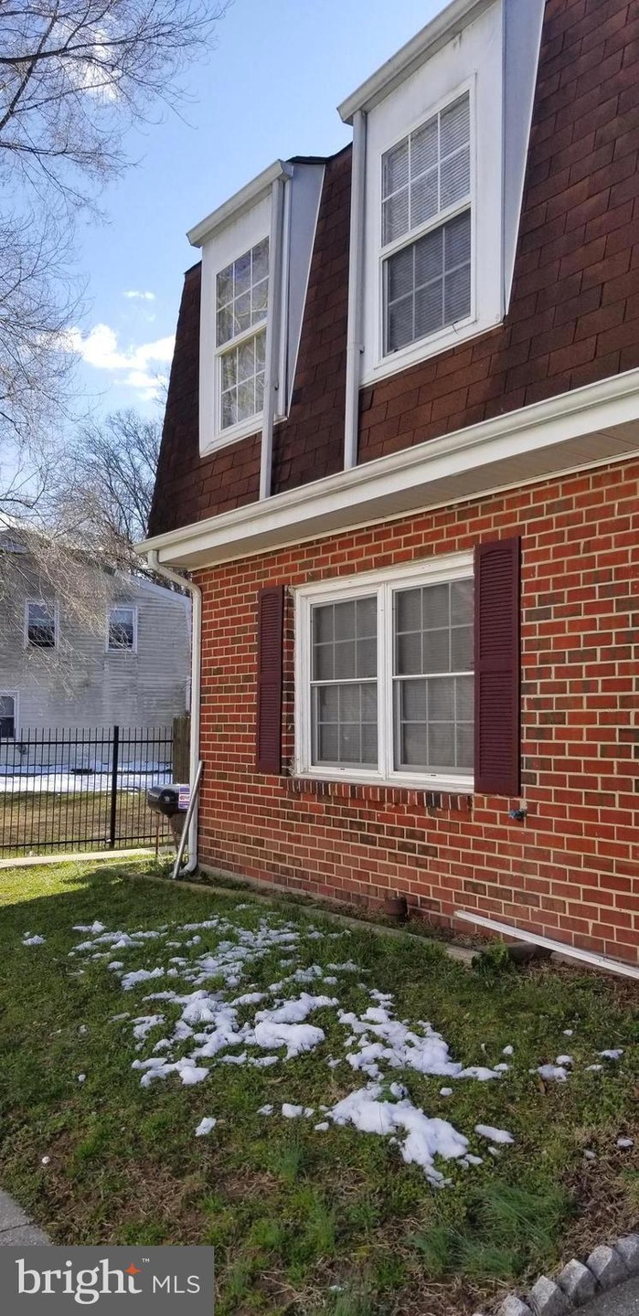 8539 Pioneer Dr, Severn, MD 21144 - photo 1