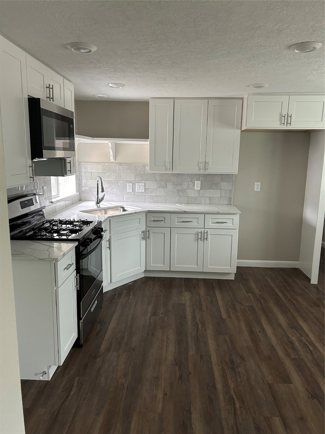 For Rent $1,900/month