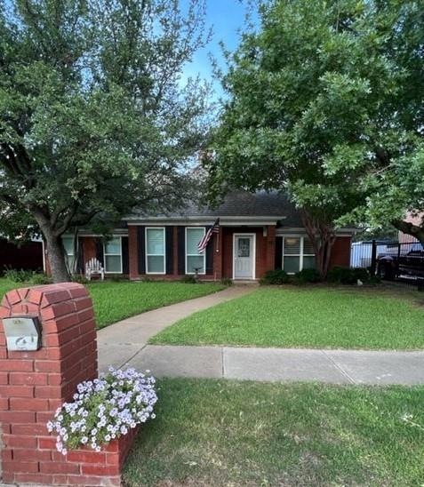 Lovely home with mature trees