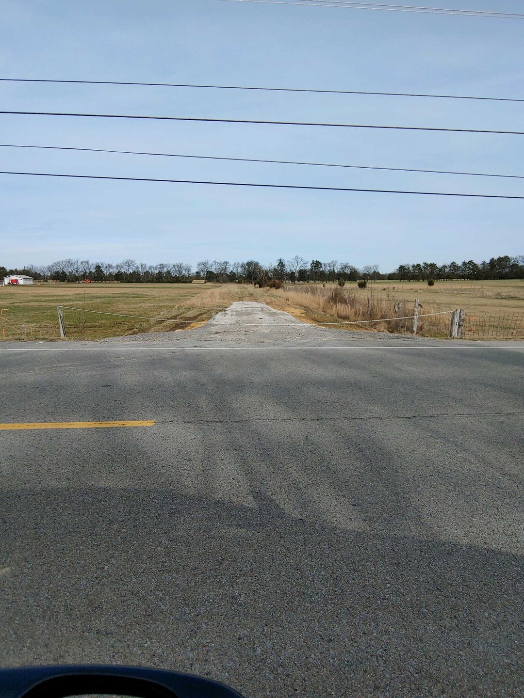 ENTER HWY 64 W LAND HERE. IF WET ITS NOT ADVISED TO ACCESS TILL DRY, MAY GET STUCK TRYING TO DRIVE ON WET. LOCK BOX ON W.SIDE POST, KEY UNLOCK & LOWER CHAIN SO YOU CAN DRIVE OVER IT, PUT PAD LOCK BCK & RAISE GATE TO SAME POSITION W/ DONE