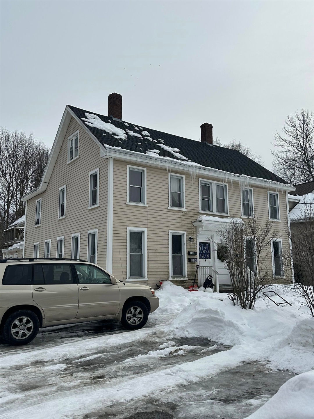 113 Portland Ave unit D, Dover, NH 03820 - photo 1