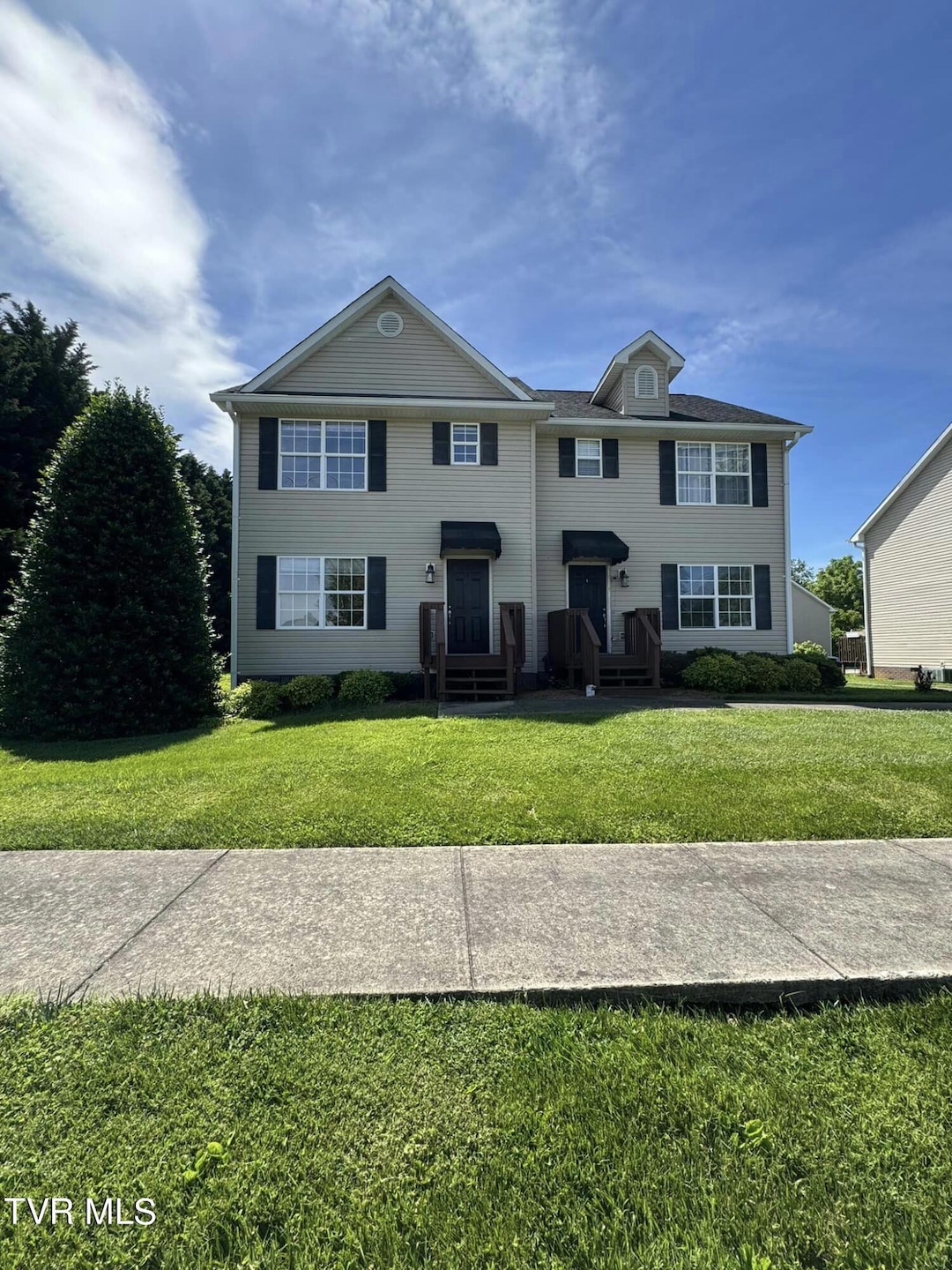 For Rent $1,600/month