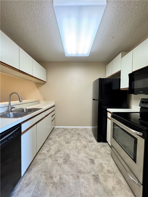 32 Plantation Dr unit 105, Vero Beach, FL 32966 - photo 1