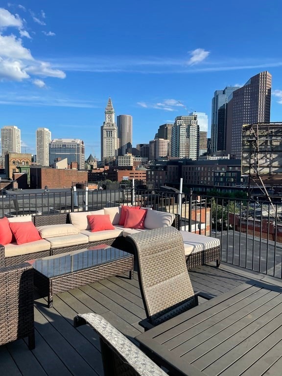 66 Salem St unit 2R, Boston, MA 02113 - photo 1