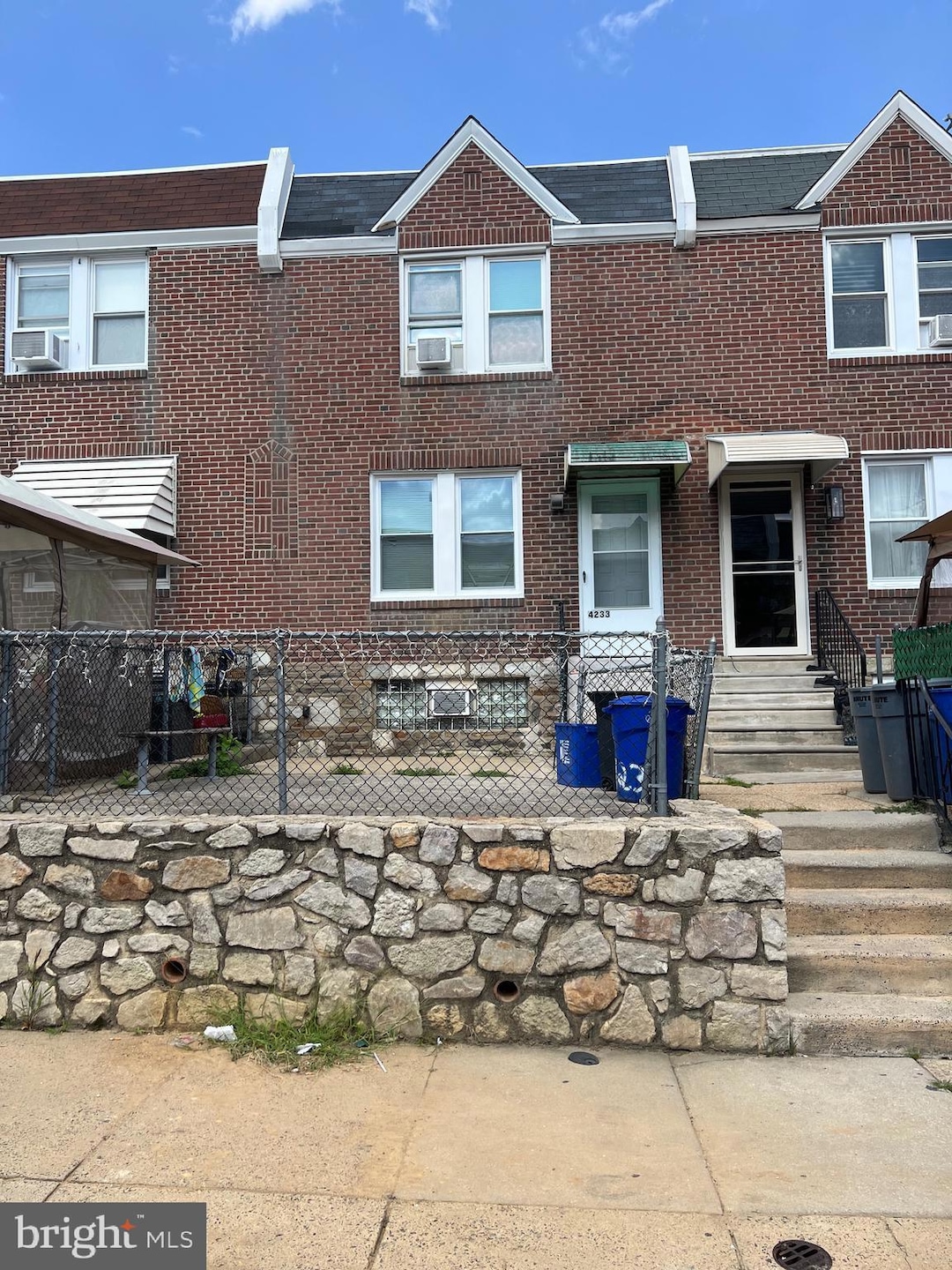 4233 Chippendale St, Philadelphia, PA 19136 - photo 1