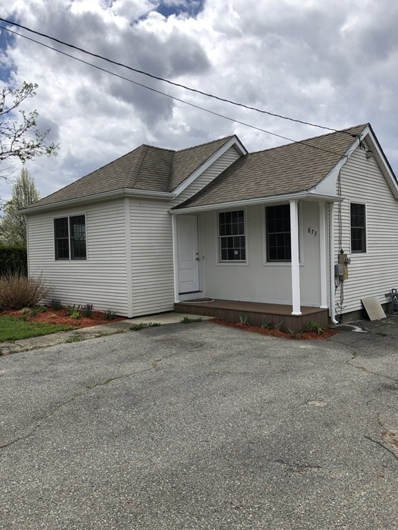 873 Sanford Rd, Westport, MA 02790 - photo 1