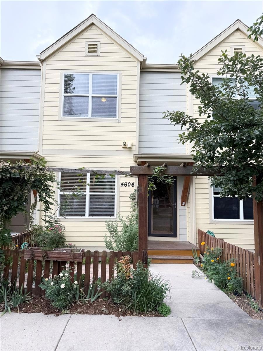 Under Contract $305,291