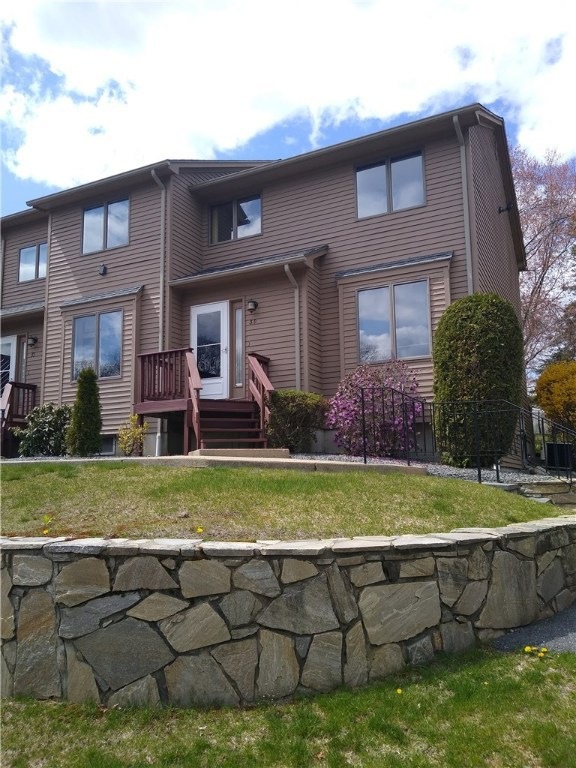 75 Glen Dr unit 3D, West Warwick, RI 02893 - photo 1