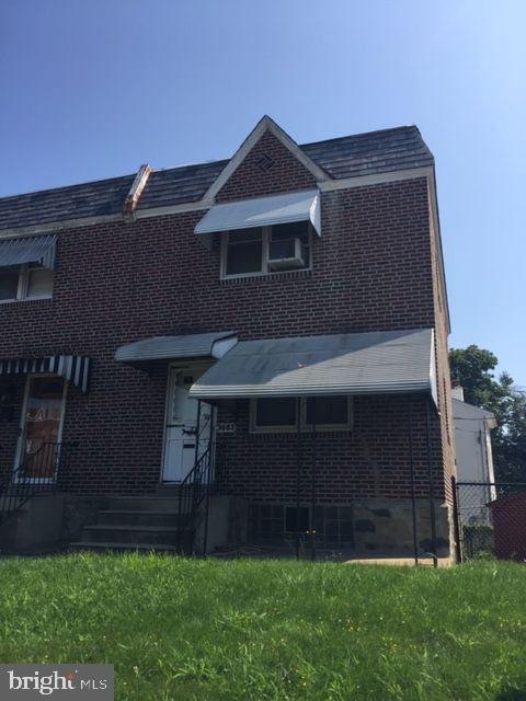 3553 Rhawn St, Philadelphia, PA 19136 - photo 1