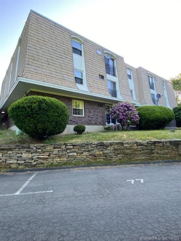 1194 Middle Turnpike W unit C2, Manchester, CT 06040 - photo 1