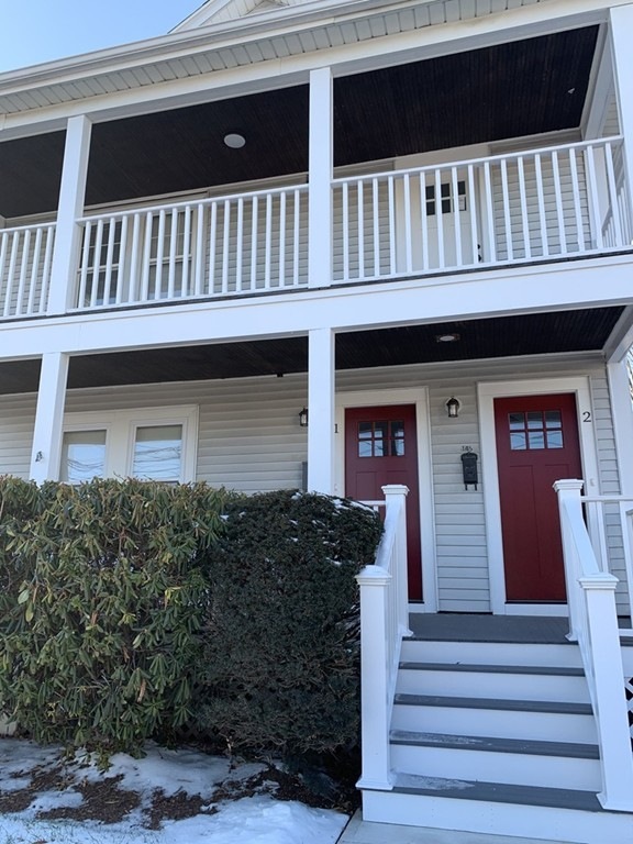 147 Willow St unit 1, Waltham, MA 02453 - photo 1