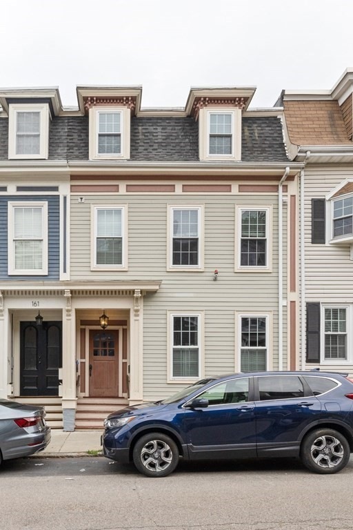 159 O St unit 1, Boston, MA 02127 - photo 1