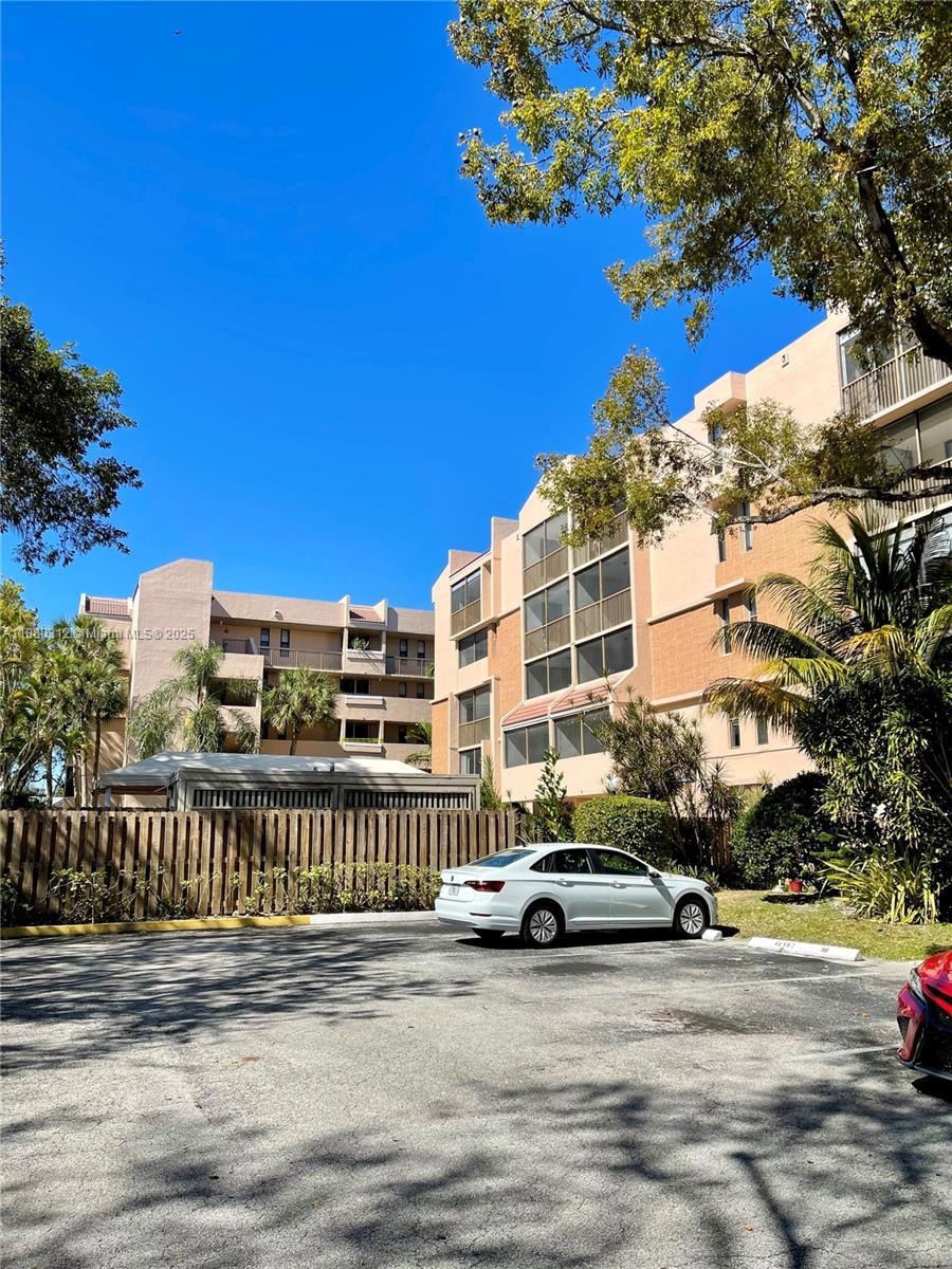 The Royal Palm at Plantation unit 408, Plantation, FL 33317 - photo 1