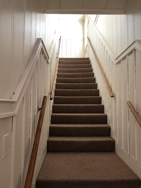 385 Pulaski Blvd unit R, Bellingham, MA 02019 - photo 1