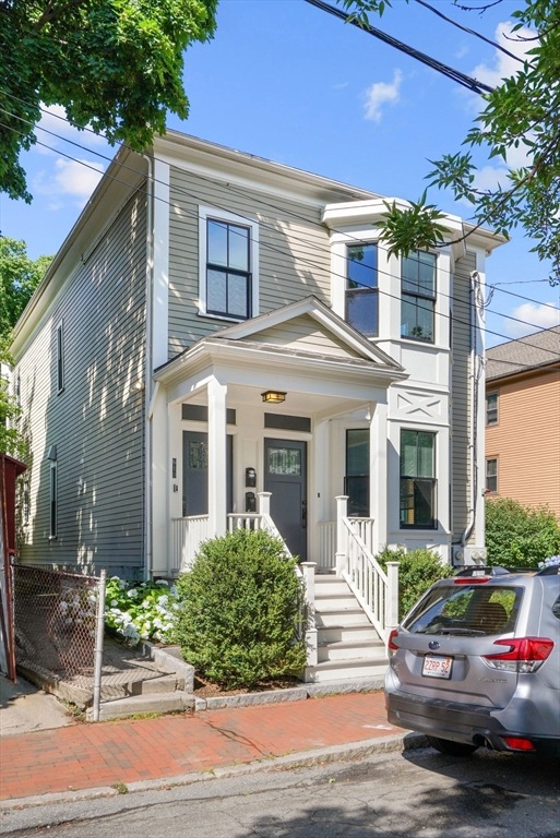 619 Franklin St unit 2, Cambridge, MA 02139 - photo 1