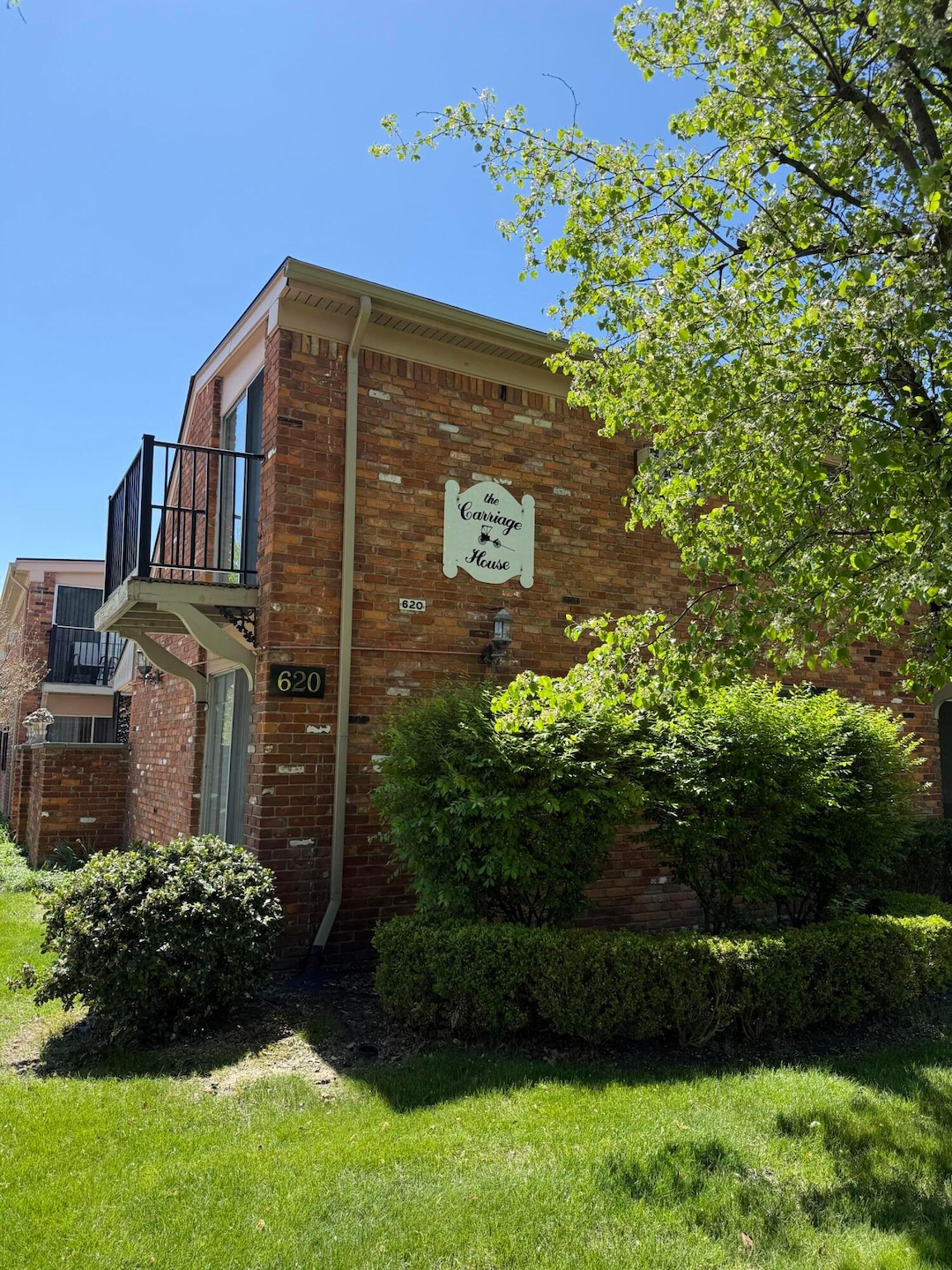 For Rent $1,295/month