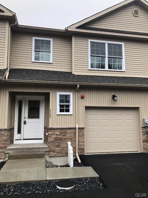4262 Roosevelt St, Whitehall, PA 18052 - photo 1