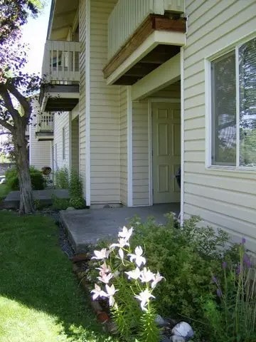 2 S Mill St, Joseph, OR 97846 - photo 1