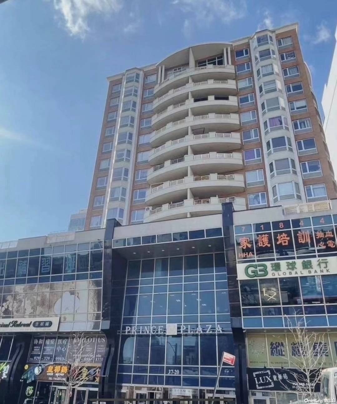 Sold $715,000 • Co-Listing Agent