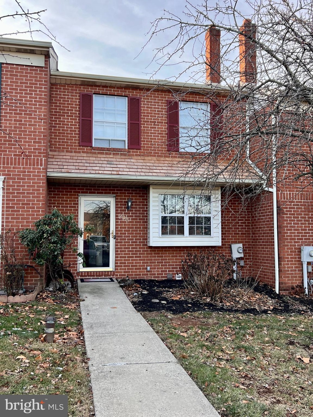 Sold $305,000 • Co-Listing Agent